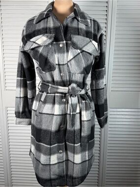 Blank NYC Gray Black Plaid Belted Shacket Shirt Jacket XS Snap Front